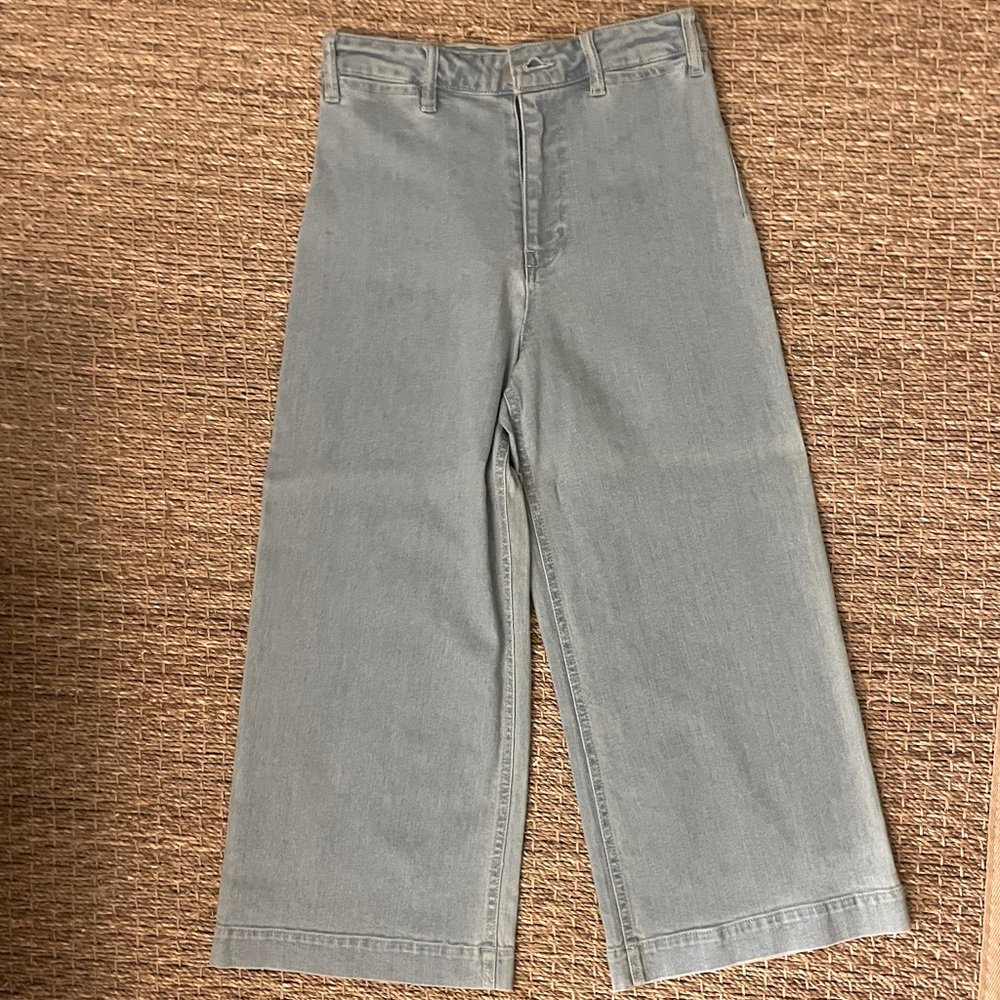 Lulu’s high waisted cropped wide leg jeans